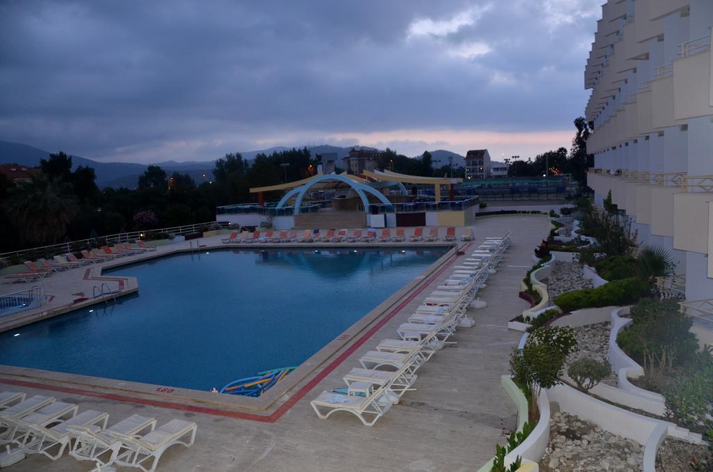 Orient Resort Hotel Fethiye Buitenkant foto