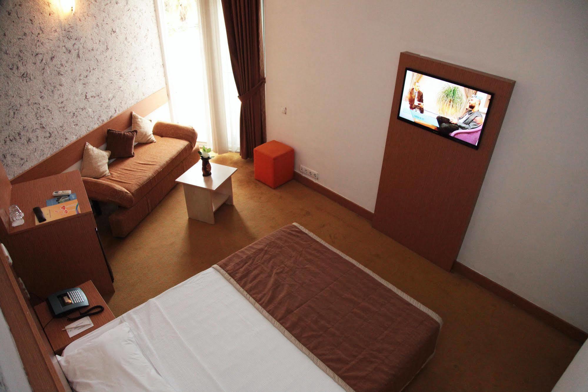 Orient Resort Hotel Fethiye Buitenkant foto