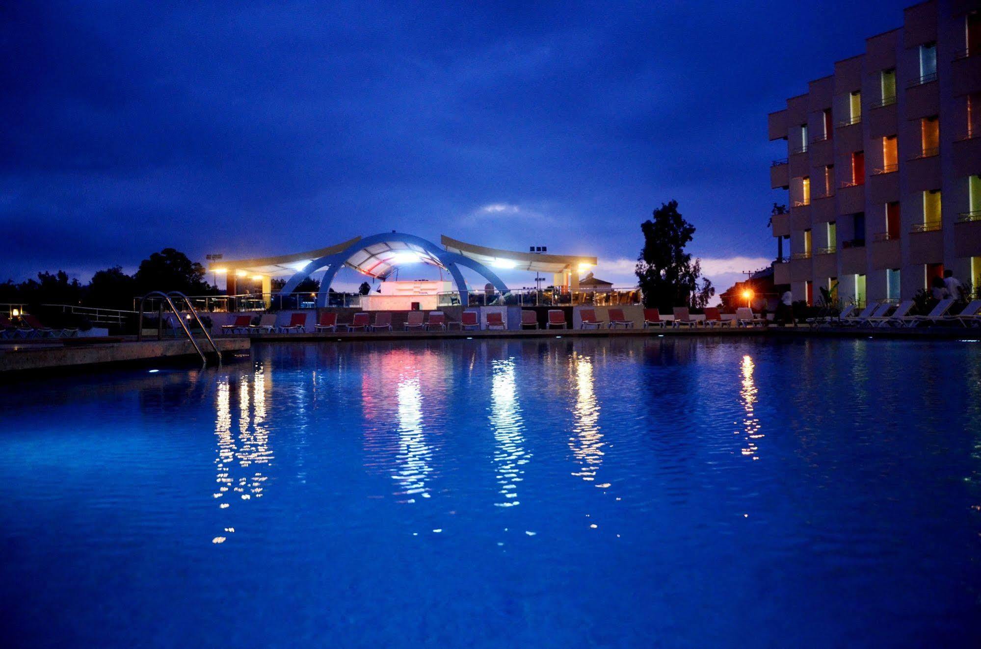 Orient Resort Hotel Fethiye Buitenkant foto